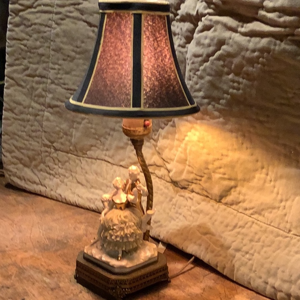 Vintage boudoir lamp night lite
